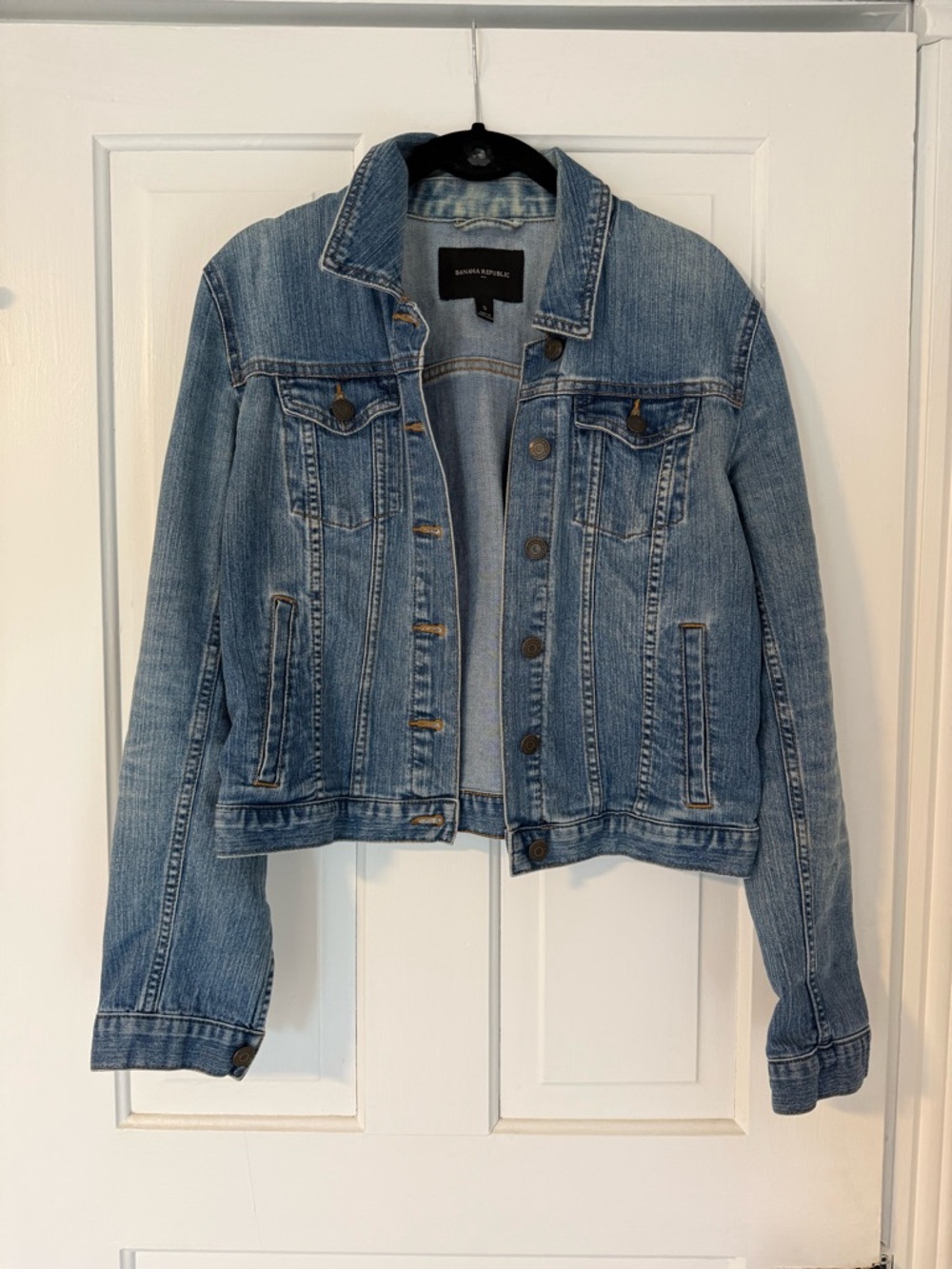 Banana Republic Medium Wash Blue Denim Jacket